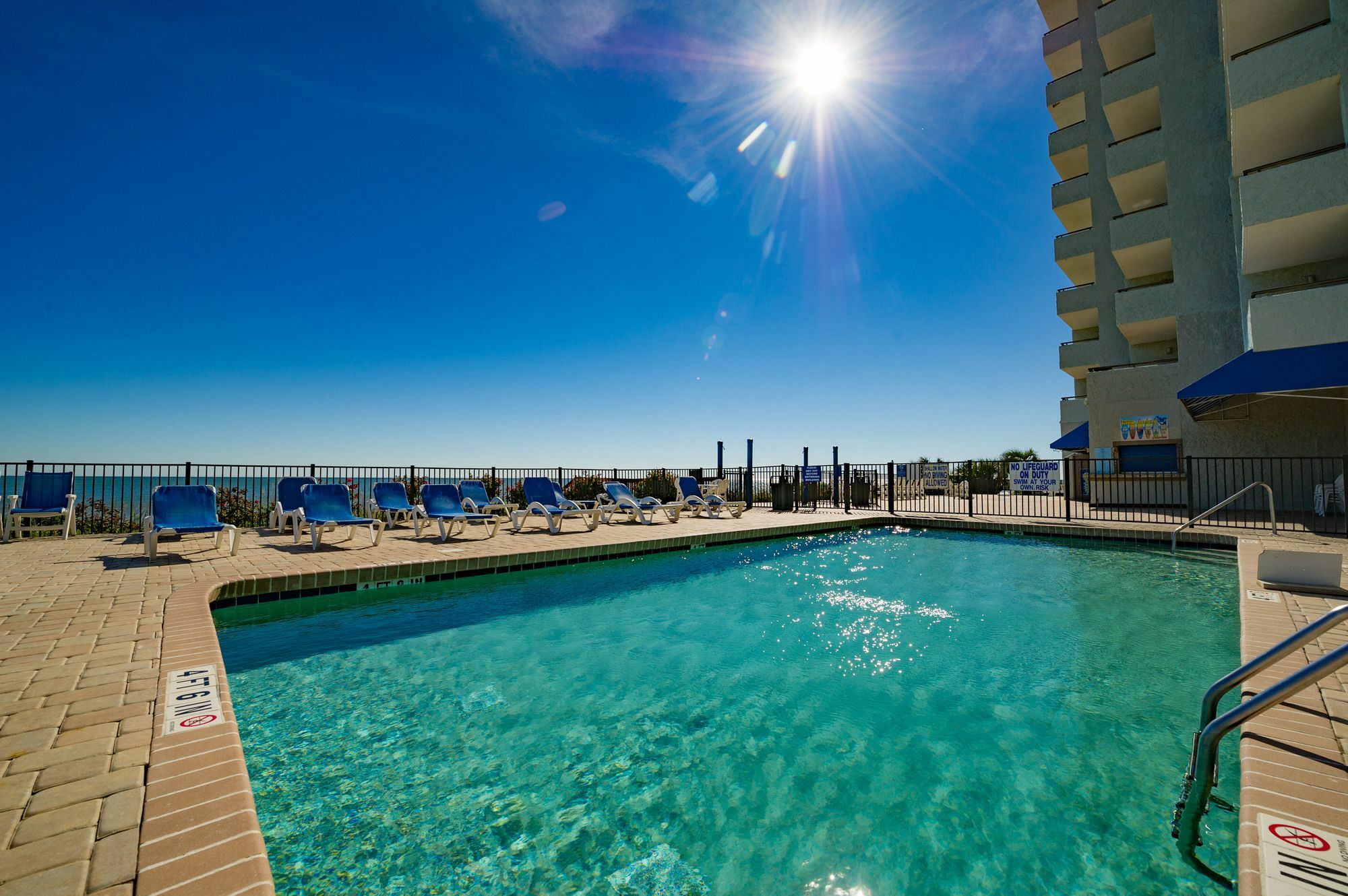 מירטל ביץ' Bluewater Resort מראה חיצוני תמונה